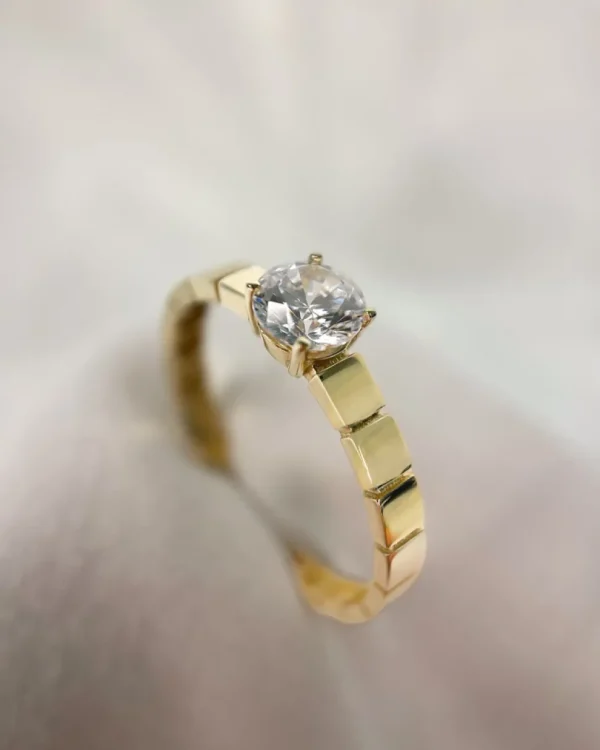 Ring geelgoud zirkonia