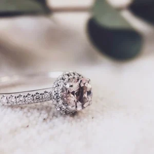 Ring witgoud morganiet + briljant